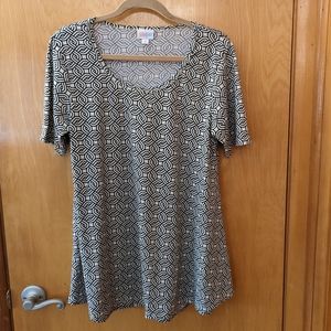 LuLaRoe Perfect T